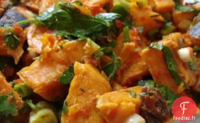 Salade De Patates Douces Rôties À La Vinaigrette Au Poivron Rouge