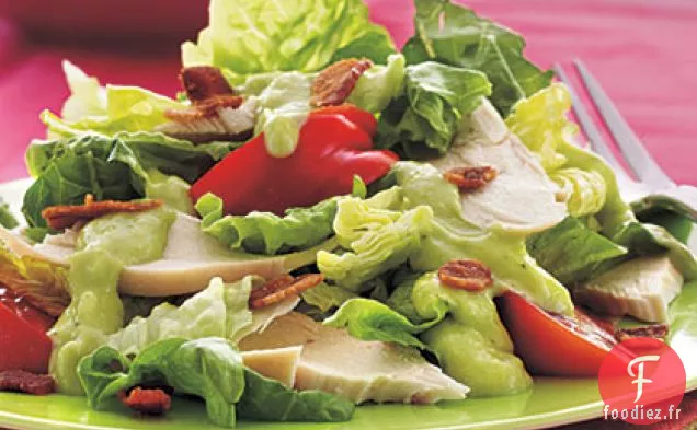 Salade BLT au Poulet avec Vinaigrette Crémeuse au Melon à Cornes d'Avocat