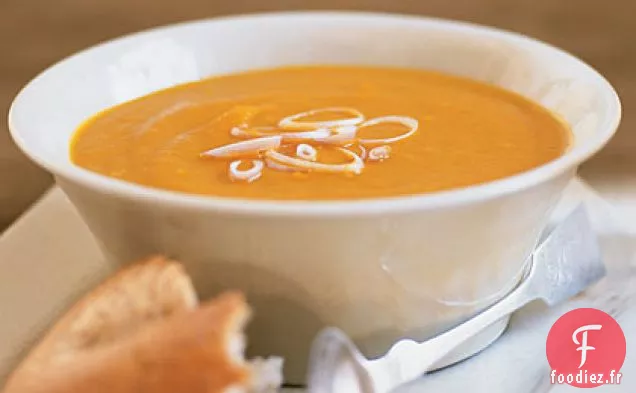 Soupe de Carottes au Curry, Patates Douces et Gingembre