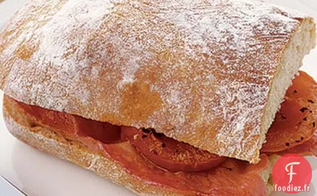 Ciabatta au bacon et aux tomates