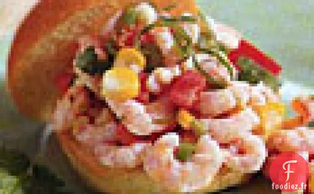 Sandwichs à la Salade aux Crevettes, au Maïs et au Poivron Rouge