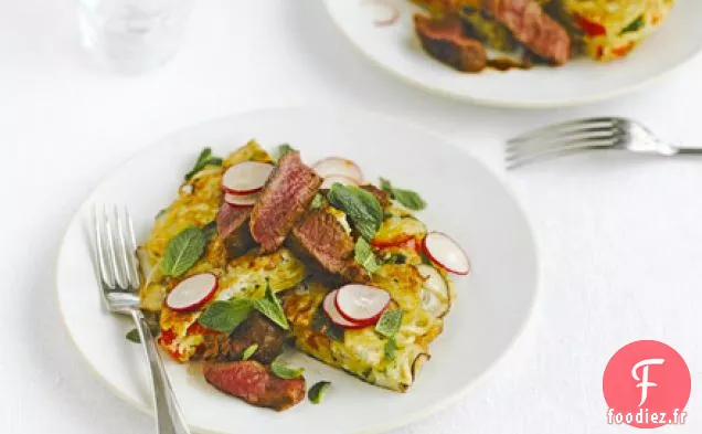 Boeuf Hoisin avec gâteau aux nouilles croustillant