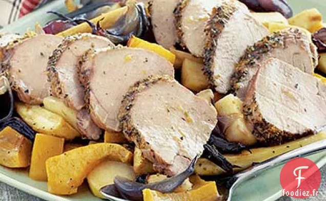Filet de porc aux herbes avec légumes rôtis