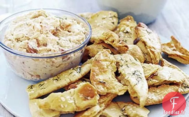 Trempette au saumon fumé et aux haricots avec pittas croustillantes