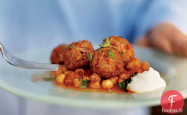 Boulettes d'Agneau au Poivron Rouge et Sauce aux Pois Chiches