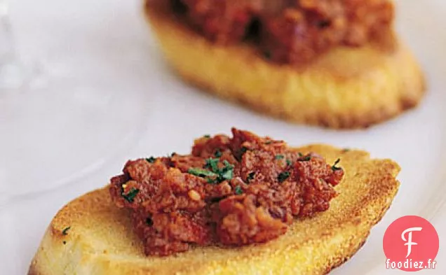 Tapenade de Tomates Séchées au Soleil avec Crostini