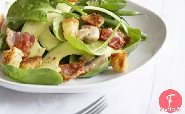 Salade bistro aux épinards et au bacon