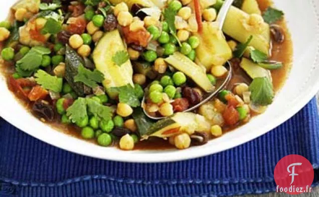 Tajine de légumes aux pois chiches et raisins secs