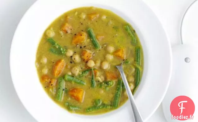 Soupe indienne aux pois chiches et aux légumes