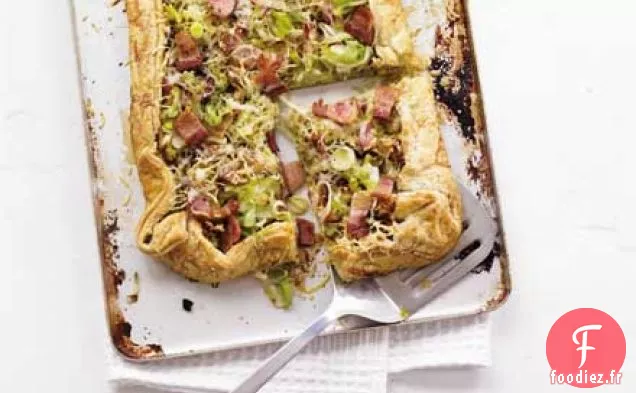 Tarte aux poireaux, fromage et bacon