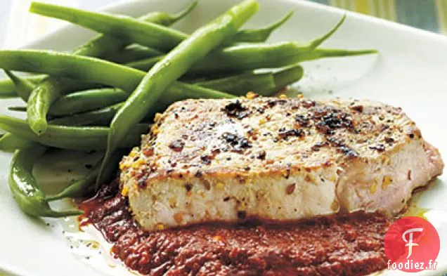 Côtelettes de Porc Poêlées avec Sauce au Poivre Rôti Épicé