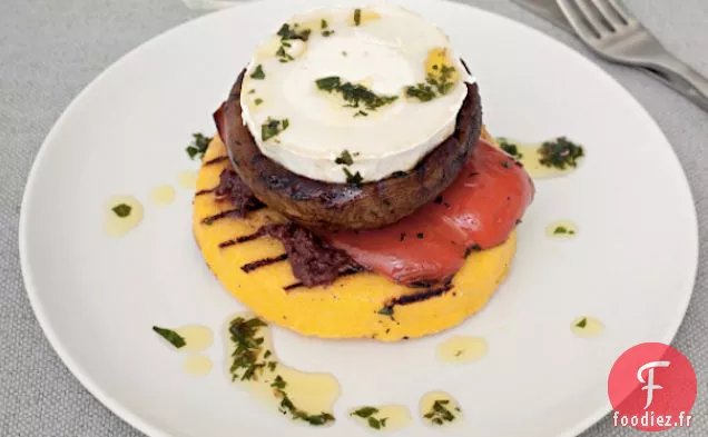 Recette De Pile De Fromage De Chèvre Et De Polenta