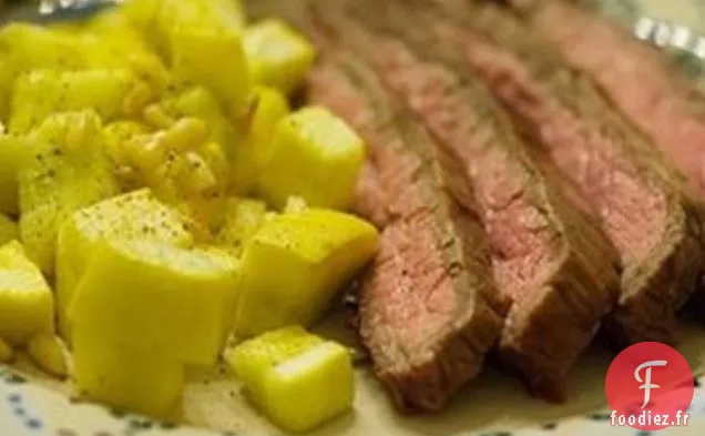 Steak À La Courge D'Été Et Aux Pignons De Pin