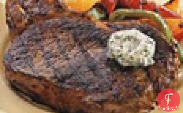 Steaks d'Entrecôte aux Poivrons et Beurre de Gorgonzola
