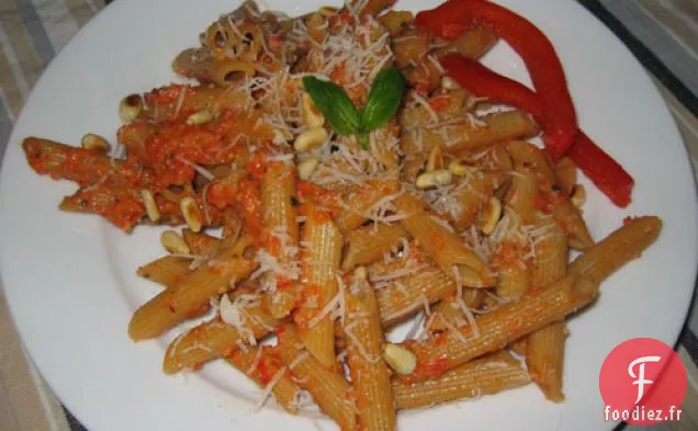 Penne Au Pesto De Poivrons Rouges Rôtis