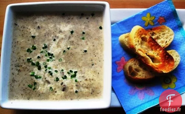 Soupe aux Champignons (Sopa de Champiñones)