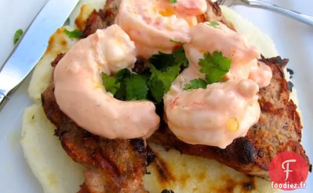 Arepa con Cerdo y Camarones (Arepa au Porc et aux Crevettes)