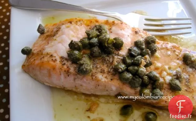 Salmón con Salsa de Alcaparras (Saumon Sauce aux Câpres)