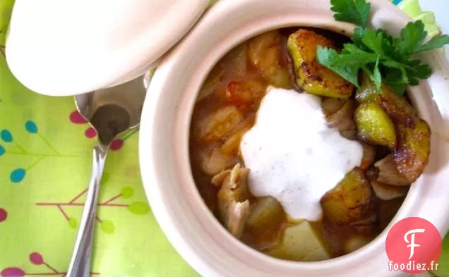 Cazuela de Pollo y Frijoles Blancos (Casserole de Haricots Blancs et de Poulet)