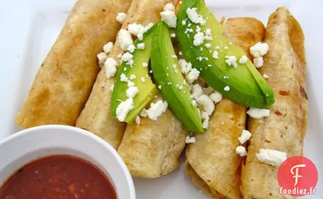 Taquitos o Flautas de Pollo (Taquitos ou Flautas de Poulet)