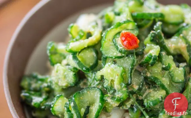 Concombre Réfrigéré Avec Bouillon Miso Au Sésame Sur Riz (hiyashijiru)