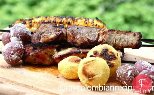 Chuzos o Pinchos de Cerdo (Brochettes de Porc Grillées Colombiennes)