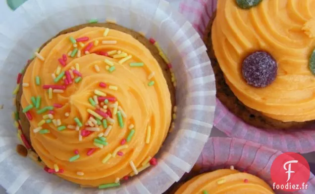 Cupcakes Végétaliens avec Fausse Crème au Beurre et un concours