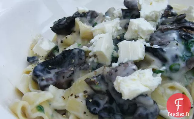 Tagliatelles avec Spinaci et Funghi