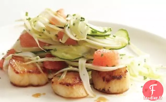 Pétoncles Poêlés Au Fenouil Rasé, Concombre Et Pamplemousse