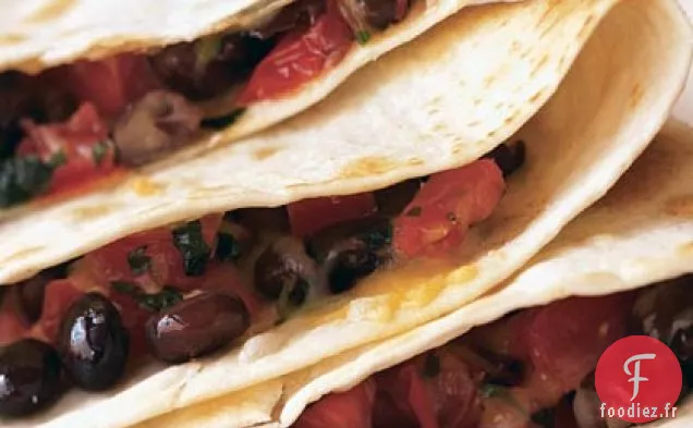 Quesadillas aux Haricots Noirs avec Salsa de Maïs