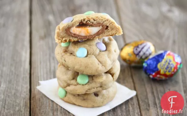 Biscuits aux Pépites de Chocolat Farcis aux Œufs à la Crème Cadbury