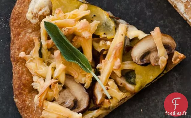Pizza aux Champignons, à la Courge et au Gouda Fumé (L'Indulgence Saine)