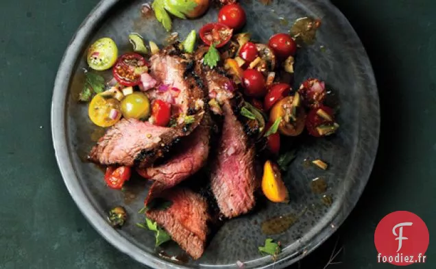 Steak de Flanc avec Salade de tomates Bloody Mary