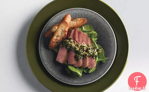 Thon Poêlé à la Vinaigrette à la Tapenade d'Olives et Roquette