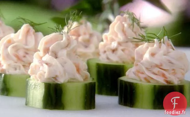 Concombres Farcis au Lox et au Fromage à la Crème