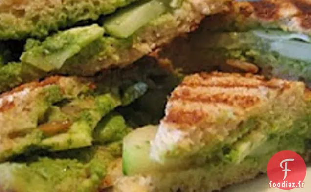 Sandwichs au Chutney de Concombre