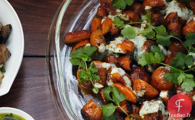 Carottes Rôties au Yogourt au Cumin