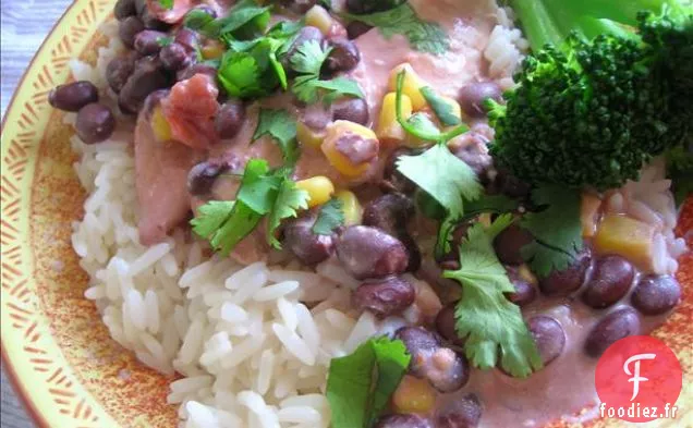 Poulet À La Mijoteuse Avec Haricots Noirs Et Fromage À La Crème...miam!