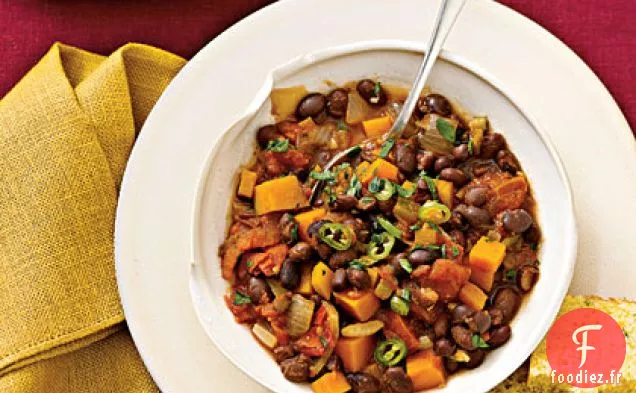 Chili Aux Haricots Noirs Et À La Courge D'Hiver