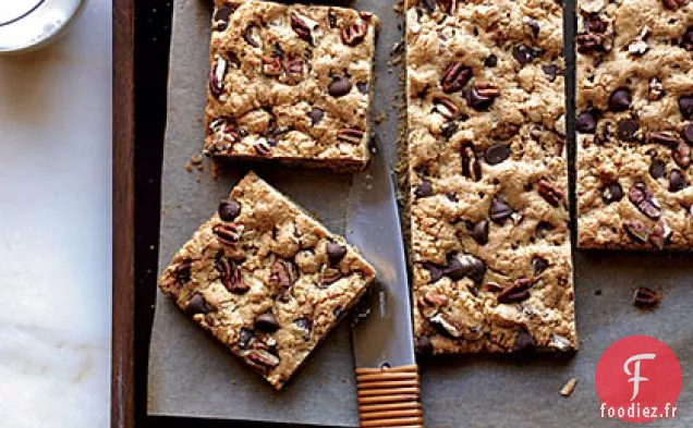Barres à Biscuits aux Pépites de Chocolat et aux Noix de Pécan