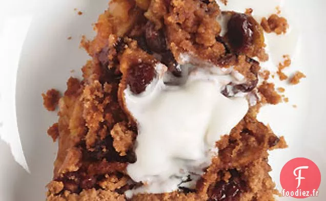 Tarte aux Pommes à la Cannelle avec Raisins Secs et Garniture de Miettes