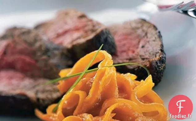 Filet de Bœuf en Croûte de Poivre et Marmelade de Kumquat