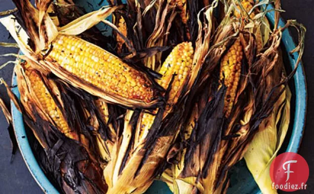 Maïs grillé en épi