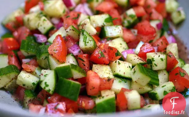 Salade Israélienne + Chips de Pita