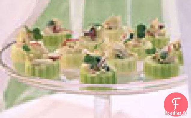 Salade de Crabe au Wasabi et au Citron Vert dans des tasses de Concombre