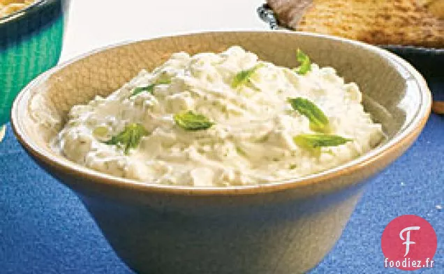 Trempette au concombre et au yogourt (tzatziki)