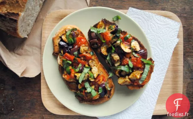 Aubergines Rôties Et Tomates Cerises
