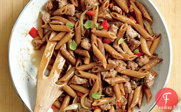Penne Grillée à la poêle avec Saucisse de Poulet