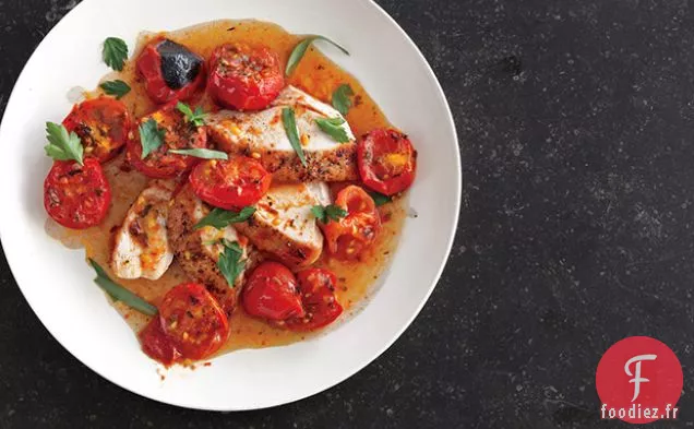 Poulet aux Tomates Rôties aux Herbes et Sauce à la Poêle