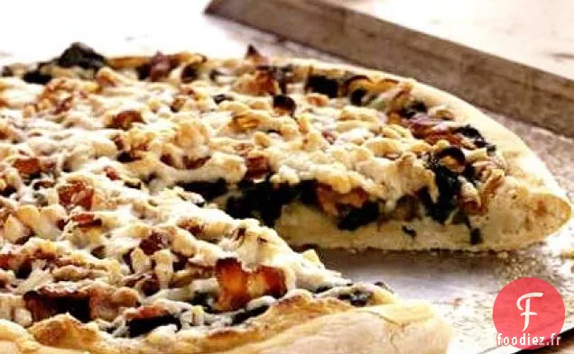 Pizza aux épinards, Oignons Caramélisés et Bacon